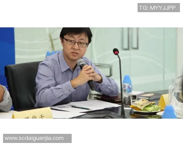 黄芳的网球人生深度对话探索她的奋斗与梦想之路