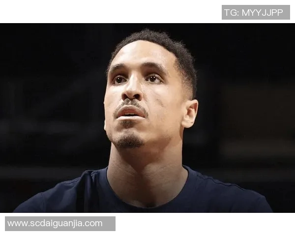 马尔科姆布罗格登的篮球生涯与影响力分析及未来发展展望